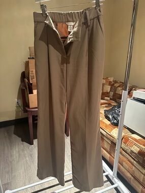 H&M women Khaki  TAN wide leg Dress Pants small